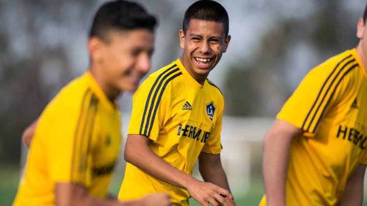 Efraín Álvarez encabeza roster de canteranos del MLS All-Star Game