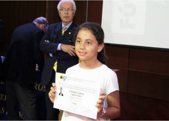 Con 9 años, Carla García es la árbitro más joven de España