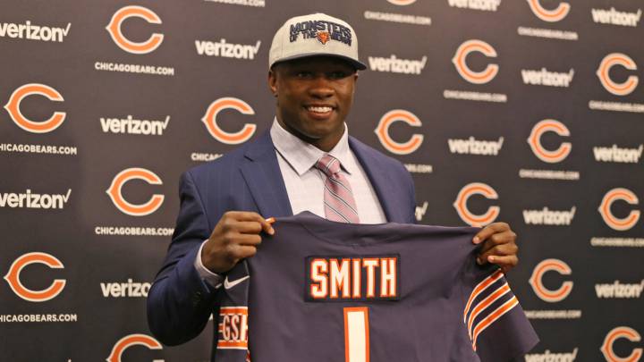 Roquan Smith exige su contrato de novato para entrenar
