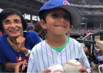 Javy Baez y su gran acción con un niño al que le