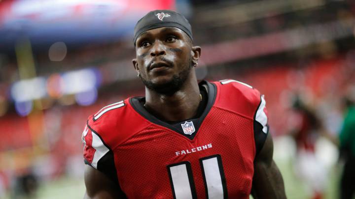 Falcons satisfacen a Julio Jones y modifican su contrato
