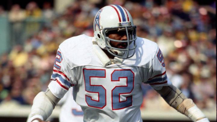 Robert Brazile antes de taclear a un contrincante