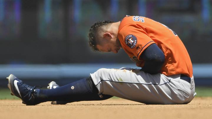 Alerta en Houston: George Springer se lesiona la mano