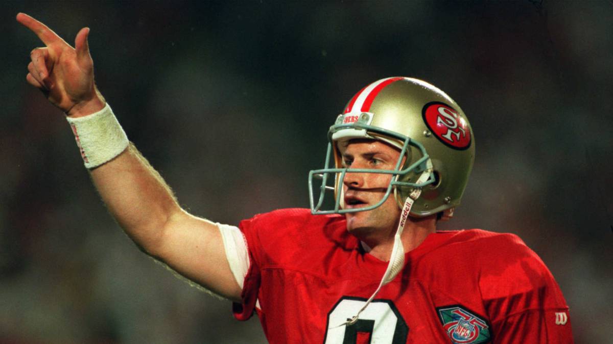 Steve Young hace una señal con la mano