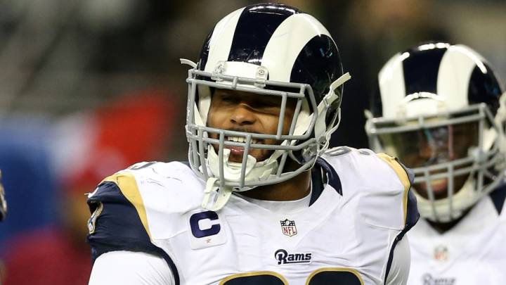 Aaron Donald firma millonario contrato con Los Angeles Rams