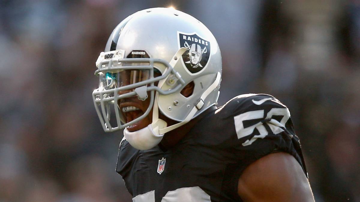Khalil Mack grita en partido de los Raiders