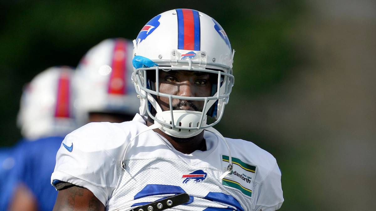 Vontae Davis con los Bills en entrenamiento
