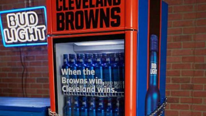 ¡Cerveza gratis para todos en Cleveland tras triunfo de Browns!