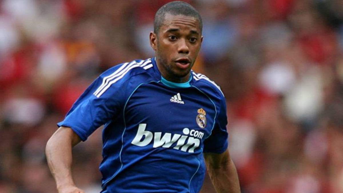 Jugó en equipos de élite en Europa como el Real Madrid, AC Milan y Manchester City; hoy su carrera dio un giro inesperado y ya no goza de tantos reflectores