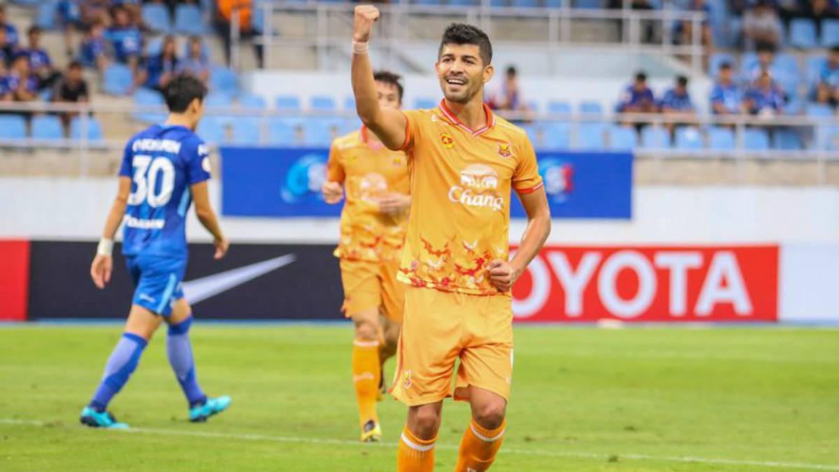 Nelson Bonilla se iría del Sukhothai por arriba del millón