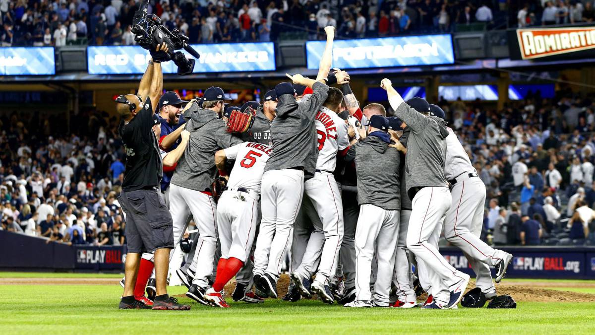 Boston derrota a Yankees y va a la Serie de Campeonato