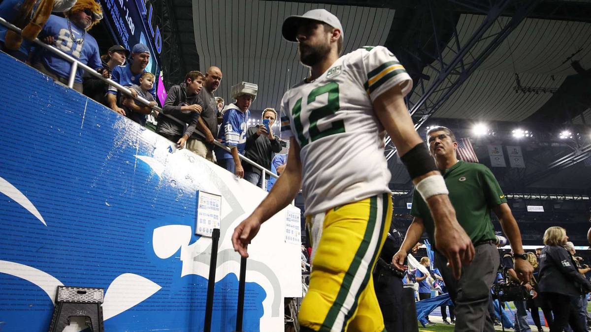 Aaron Rodgers sale de Ford Field