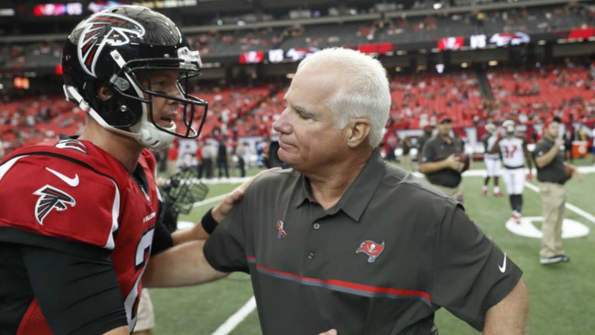 Mike Smith y Matt Ryan