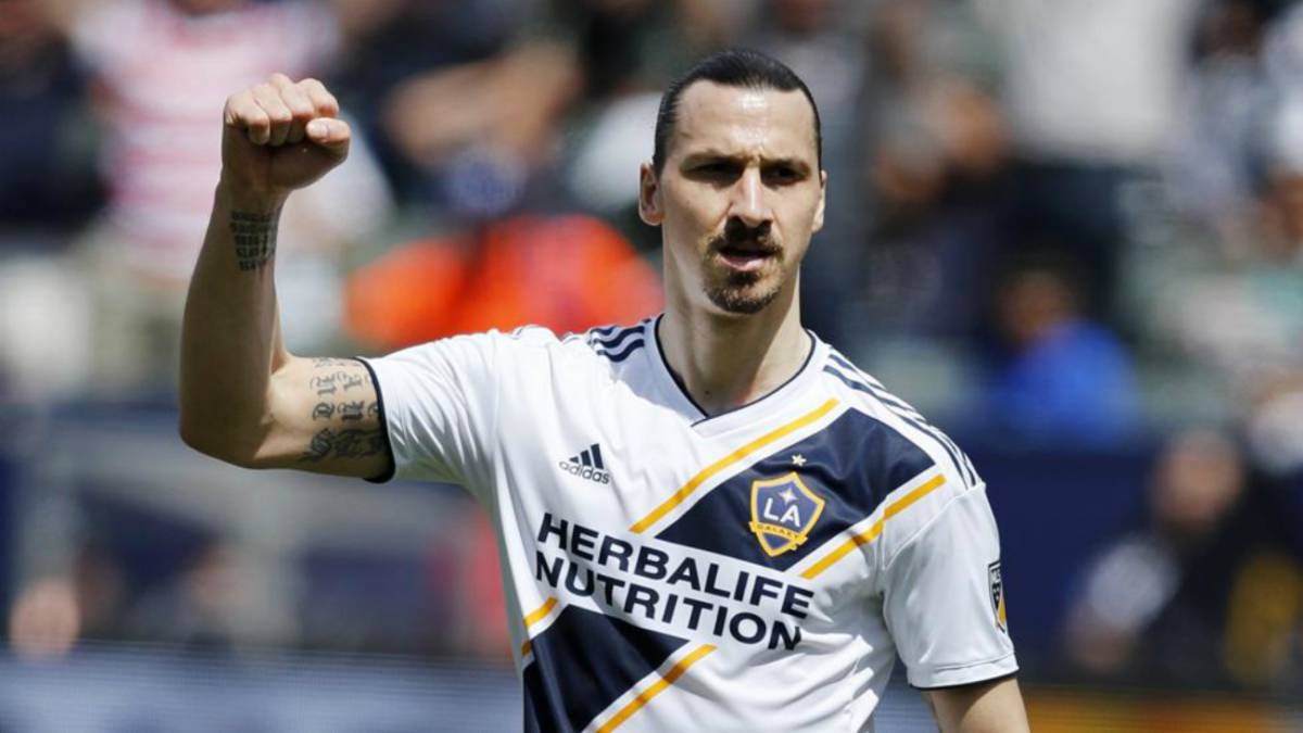 El AC Milán habría hecho una oferta por Ibrahimovic