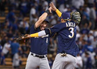 Milwaukee derrota con autoridad a Dodgers