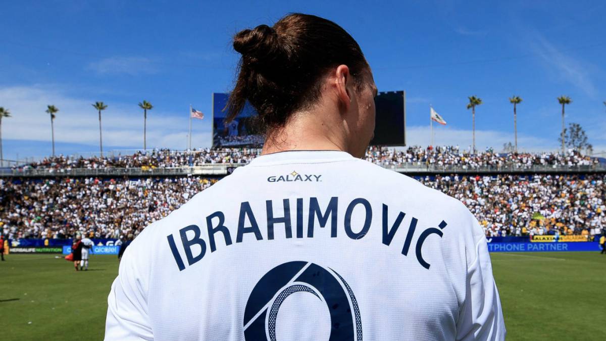 Zlatan rompe las redes con divertido anuncio televisivo