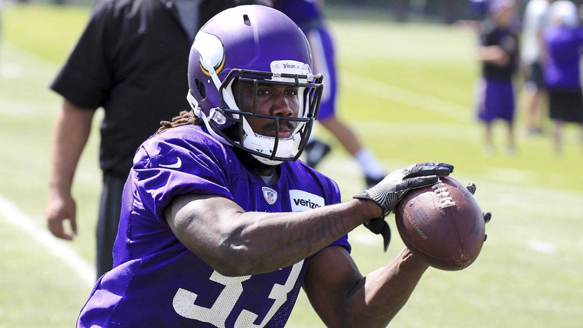 Dalvin Cook en entrenamiento de Vikings
