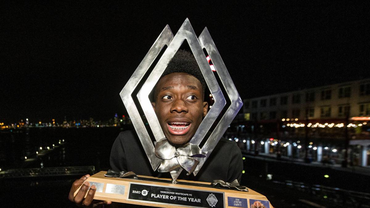 El nuevo atacante del Bayern Munich, Davies Alphonse, se retiró de Vancouver Whitecaps como el MVP del equipo en la temporada 2018 de la MLS.