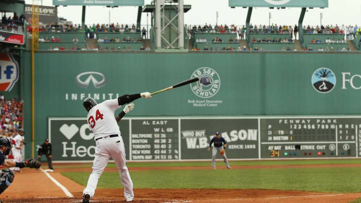 David Ortiz batea en Fenway Park