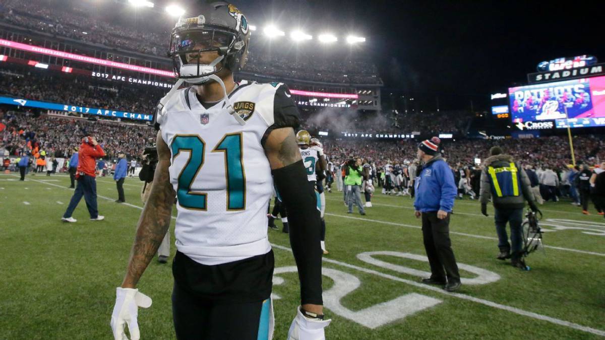 A. J. Bouye en partido de Jaguars contra Patriots