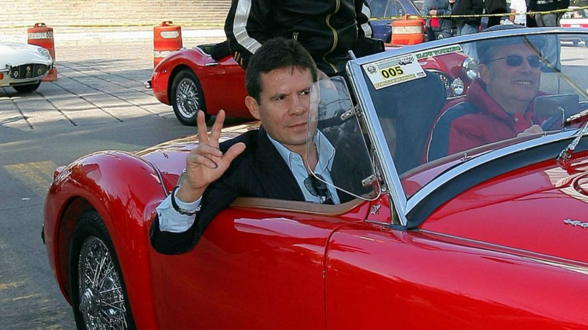 El legendario ex peleador mexicano negó haber consumido sustancias prohibidas en su visita al Papa Juan Pablo II en el Vaticano, hace ya más de 20 años