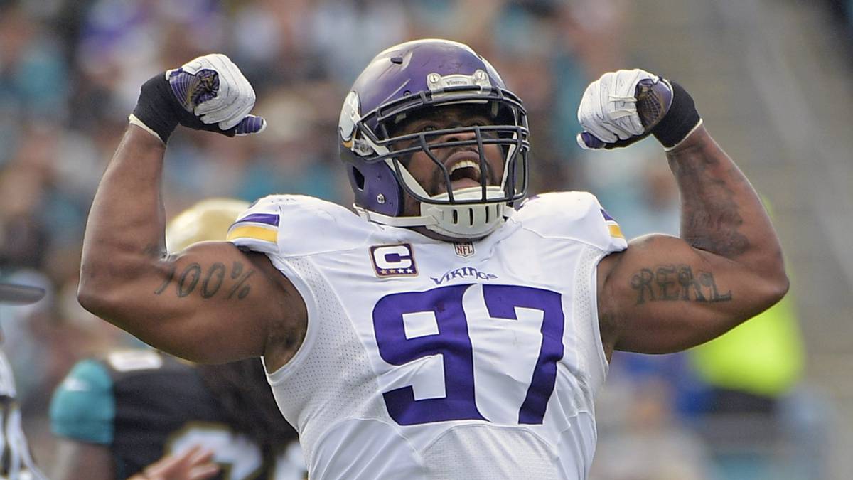 Everson Griffen en partido contra Jaguars