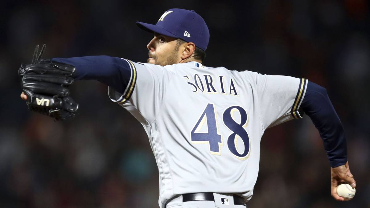 Joakim Soria deja a los Brewers y será agente libre