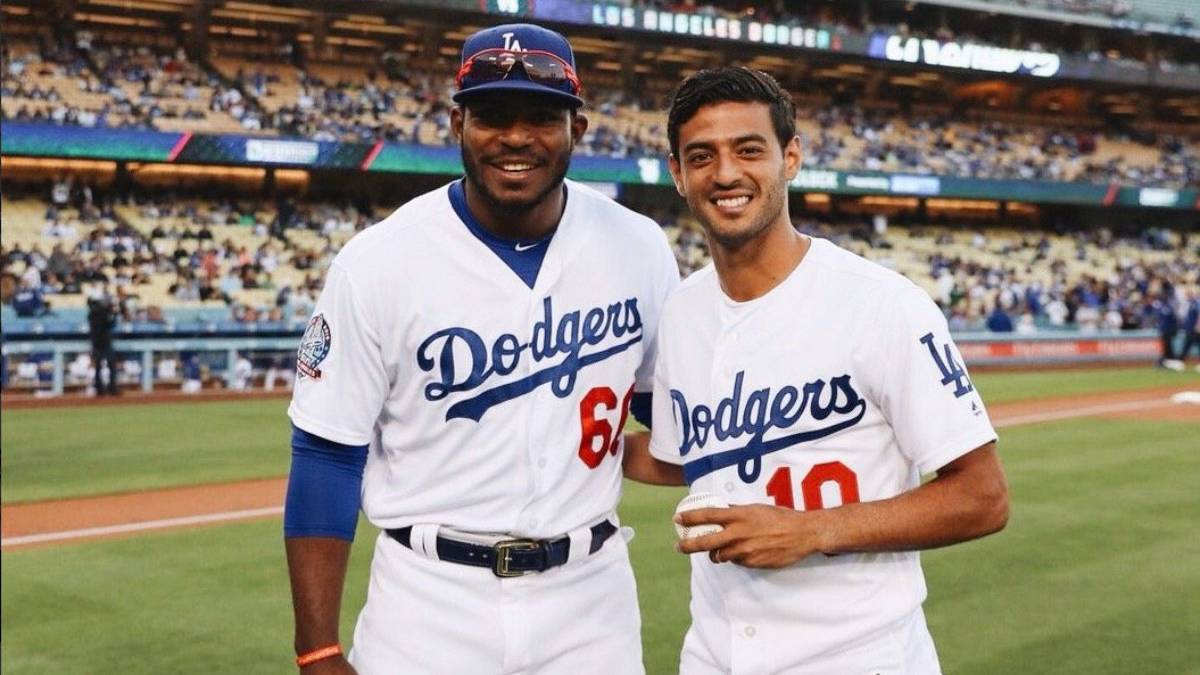 Los Dodgers le desean suerte a Vela y al LAFC en los playoffs