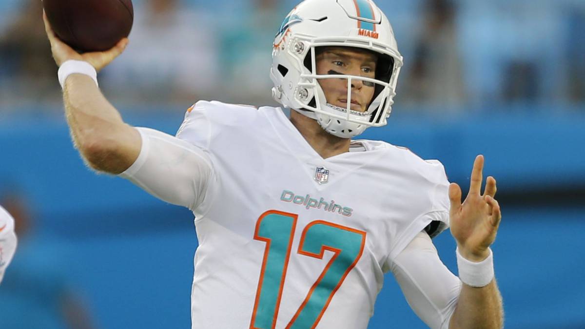 Ryan Tannehill en partido de los Dolphins
