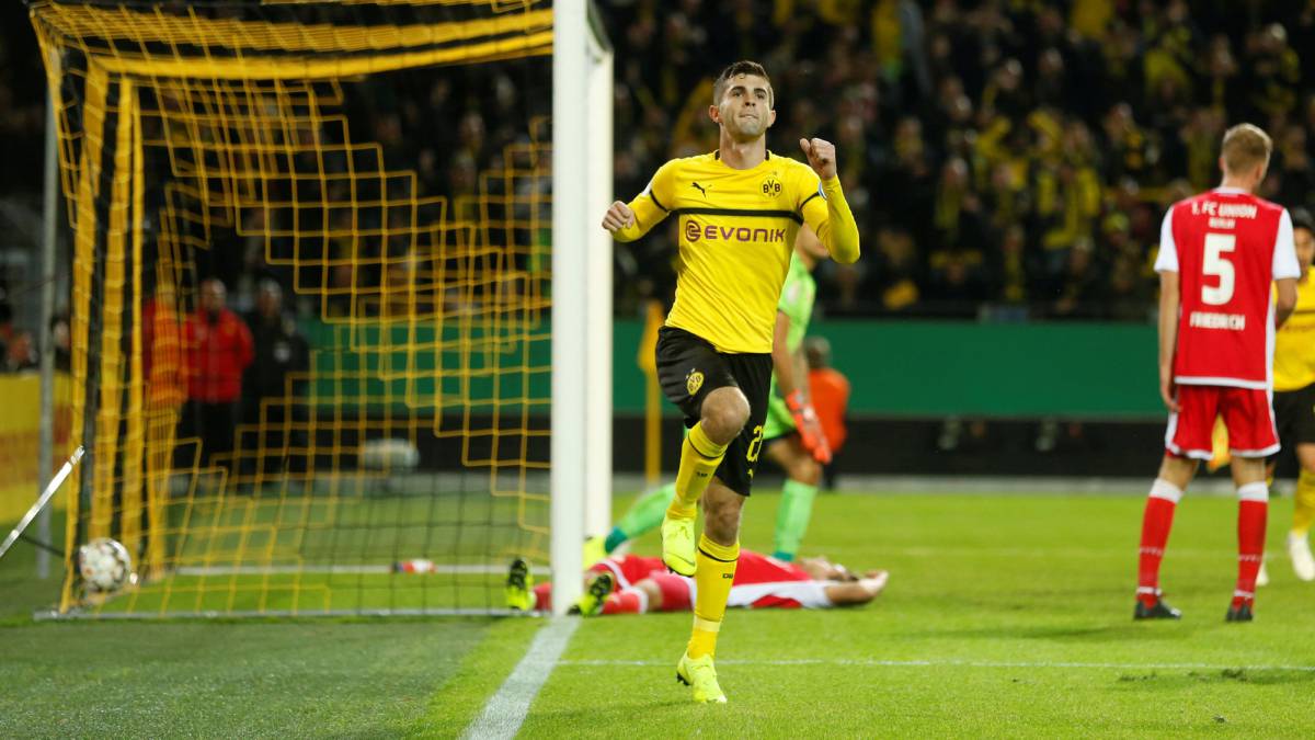 Pulisic brilla en la victoria del Borussia Dortmund en la Pokal