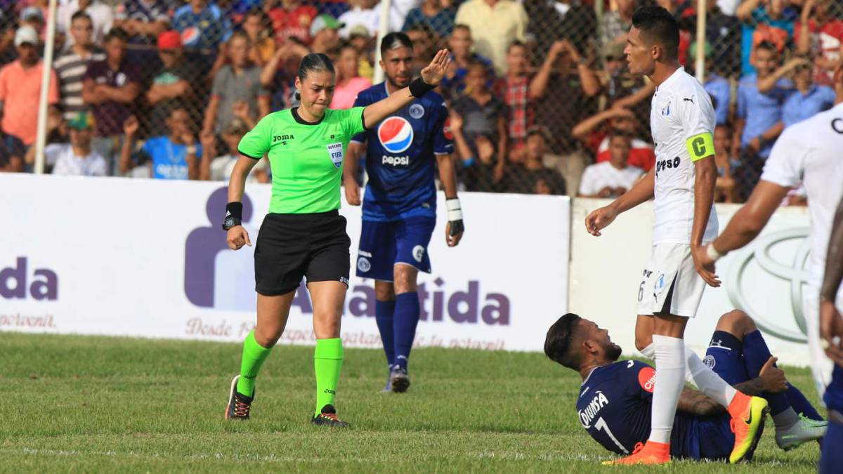 Para el director de arbitraje de la Fenafuth, cree que Pastrana tiene lo necesario para llevar la final de Copa entre Real España y Platense.