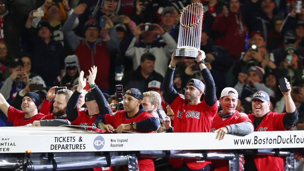Red Sox celebran título de Serie Mundial