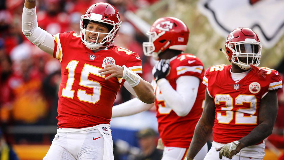 Patrick Mahomes en partido de los Chiefs
