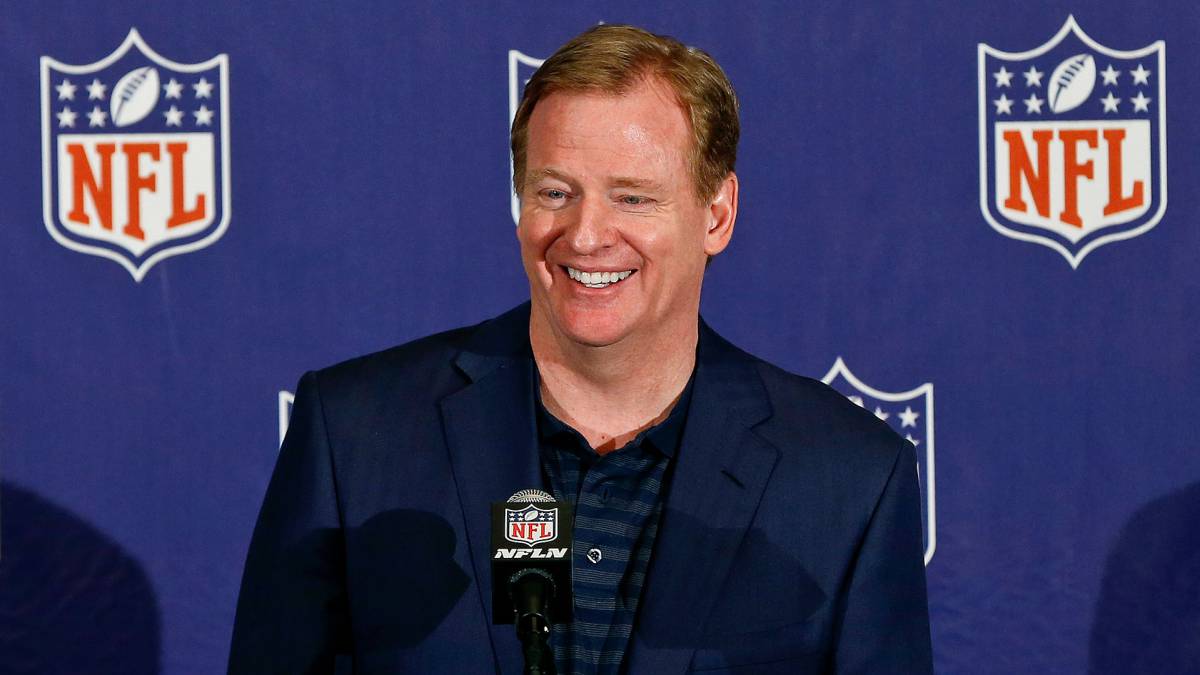 Roger Goodell en conferencia de prensa