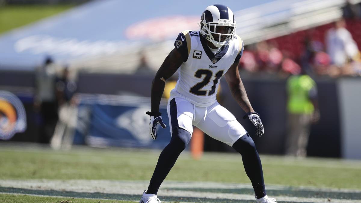 Aqib Talib en entrenamiento de los Rams