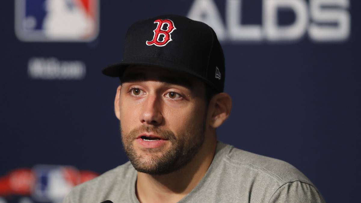 Nathan Eovaldi en conferencia de prensa