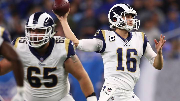 Jared Goff lanza pase contra Lions