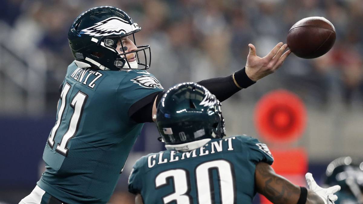 Carson Wentz en partido de Philadelphia
