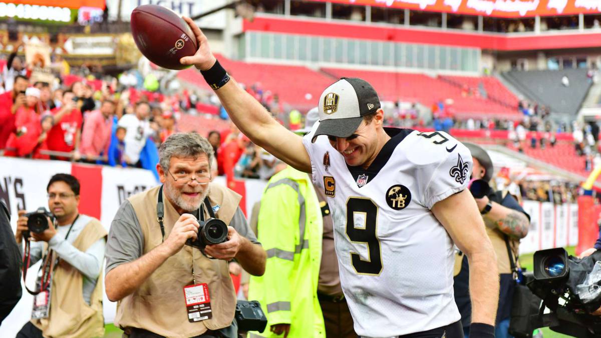 Drew Brees en partido contra Buccaneers