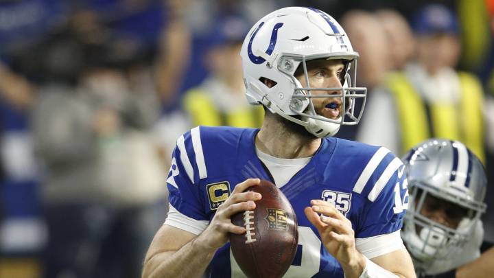 Andrew Luck en partido contra Cowboys