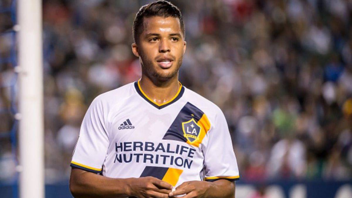 La renovación de Ibrahimovic provoca un exceso en los cupos de Jugador Franquicia; Gio tendrá que rebajar su sueldo o salir del Galaxy.