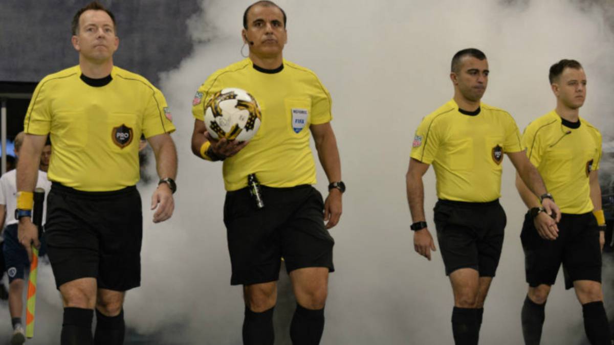 El contrato colectivo de trabajo de los árbitros se vence el 19 de enero y las negociaciones alcanzaron un punto álgido. En 2014 hubo paro arbitral tras el acuerdo.