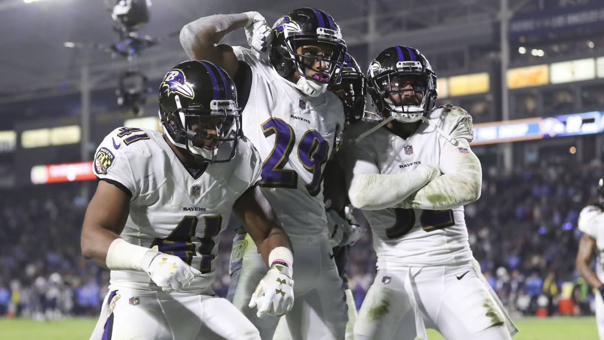 Los Ravens no tienen intención de llegar a postemporada como comodín y dan un paso en la dirección correcta al derrotar a los Chargers de visita.