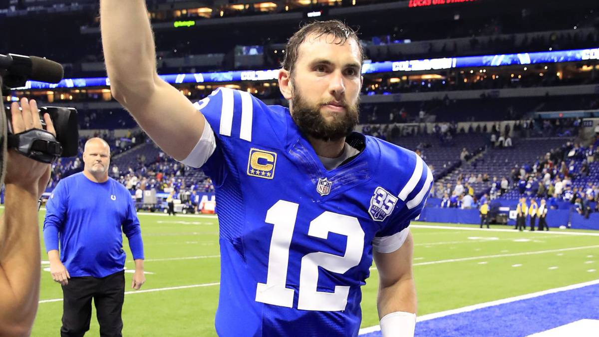 Andrew Luck en partido de Colts
