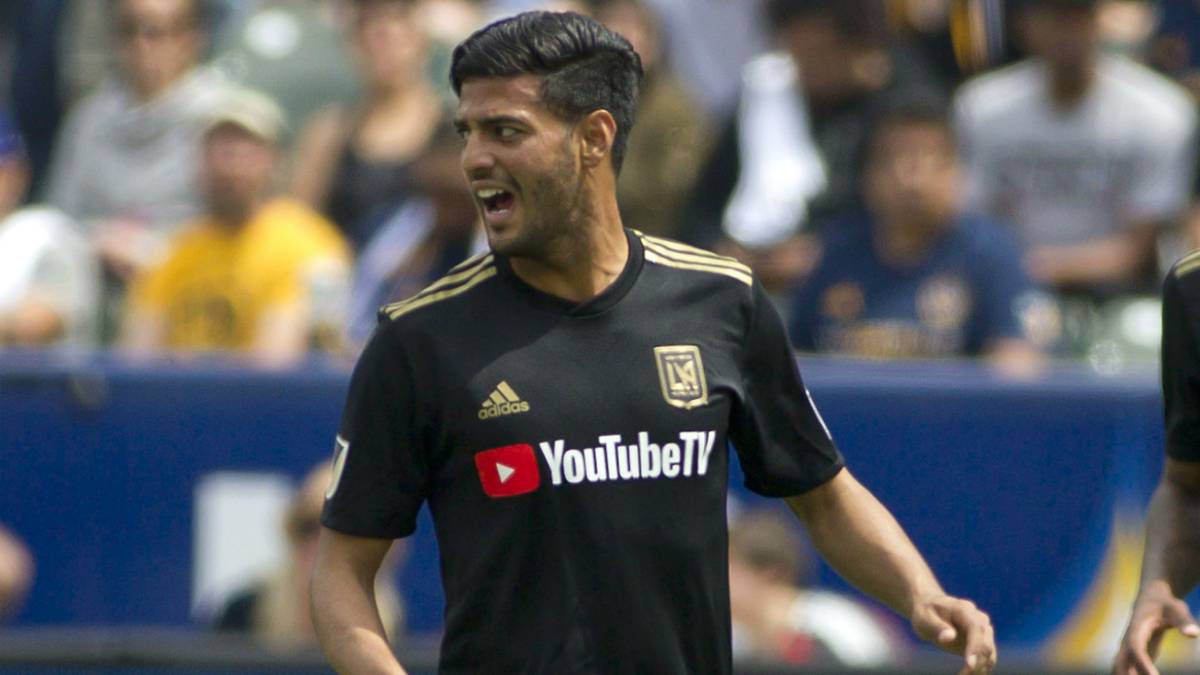 Los Angeles FC debutaron este año en la Major League Soccer, y quien también vivió su primera experiencia fue Vela, nombrado mejor jugador del plantel