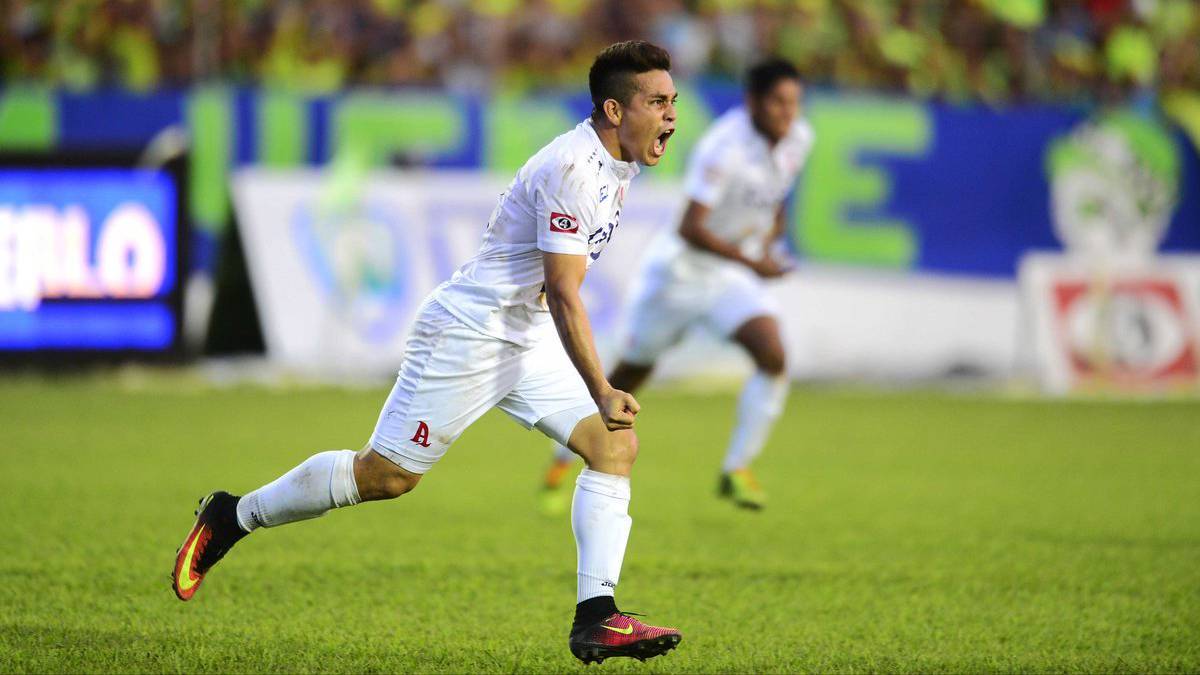Rodolfo Zelaya no cierra las puertas a jugar en Sudamérica