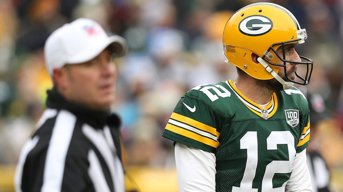 Aaron Rodgers sale lesionado en el duelo entre los Lions-Packers