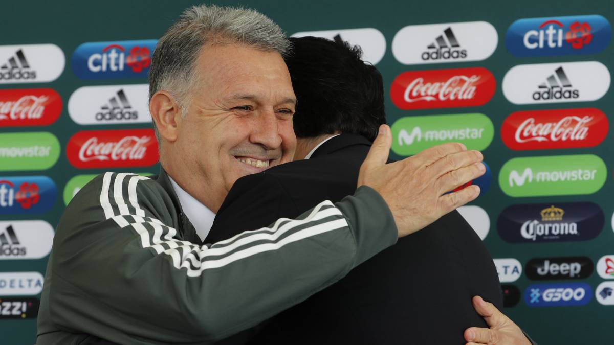 Te presentamos siete curiosidades en torno al nuevo estratega de la Selección Mexicana que quizá no conocías. Música, estudios, travesuras en el aula y más