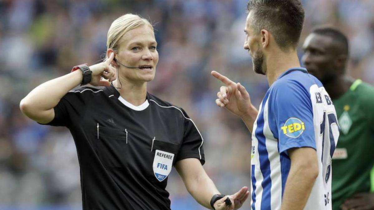 Conoce a las 24 árbitras que dirigen fútbol varonil