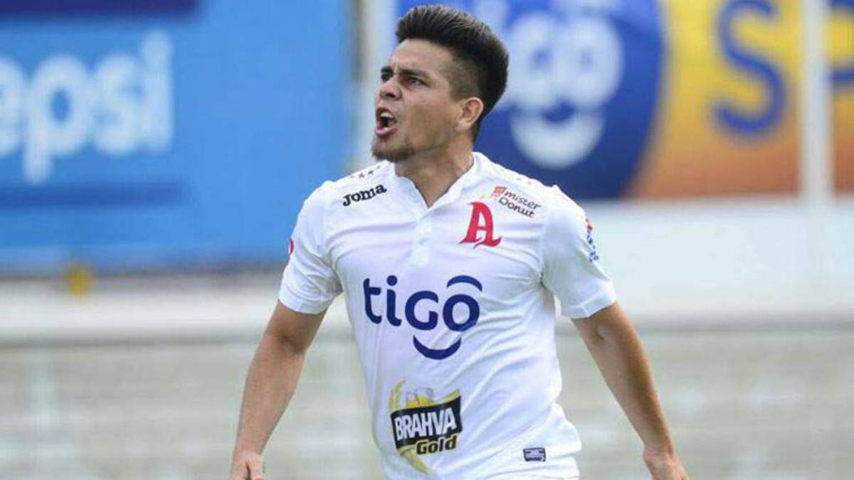 Rodolfo Zelaya nuevo jugador de LAFC con el Alianza FC